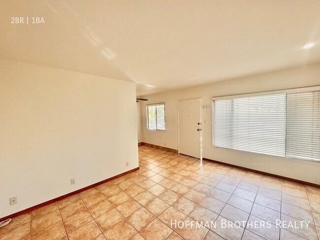 Building Photo - 1278 N Van Ness Ave