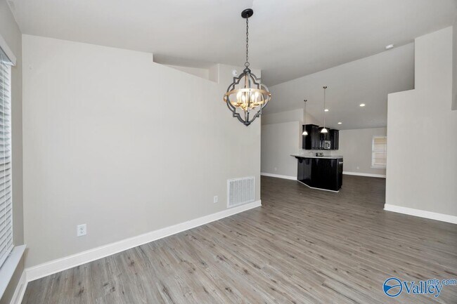 Building Photo - 130 Tybee Dr