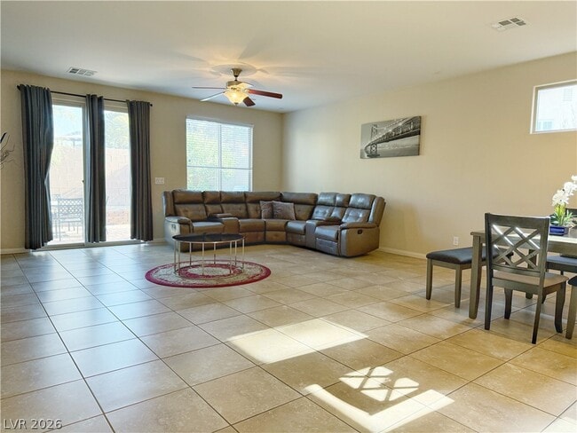 Building Photo - 3548 E Tompkins Ave