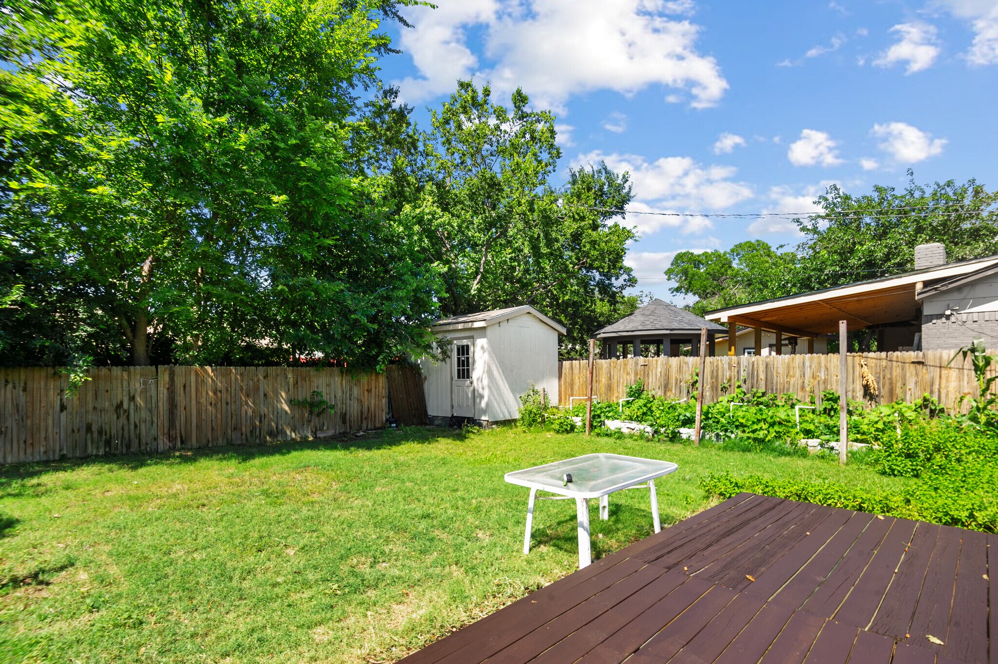 Building Photo - 2629 Peach Tree Ln