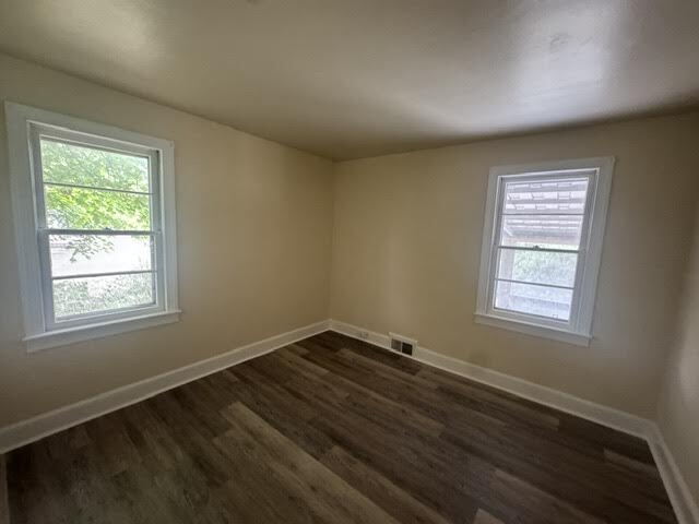 Building Photo - Free Application Fee — Refunded Upon Approval Through August 31! Receive a $500 credit when you s...