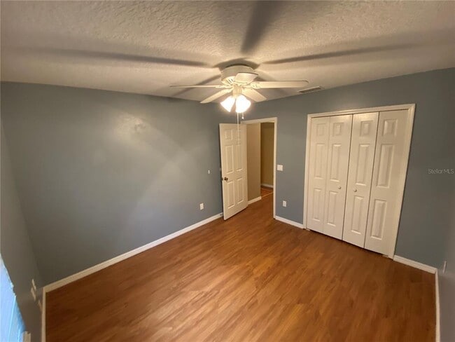 Building Photo - 39913 Sun Glo Ct
