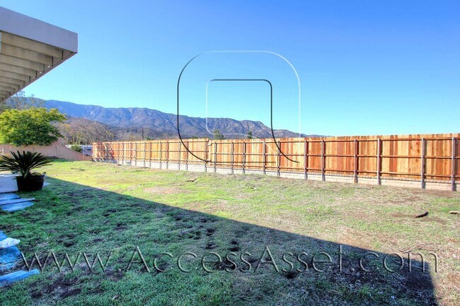 Building Photo - Charming 3 Bed/2 Bath Home In Wildomar!