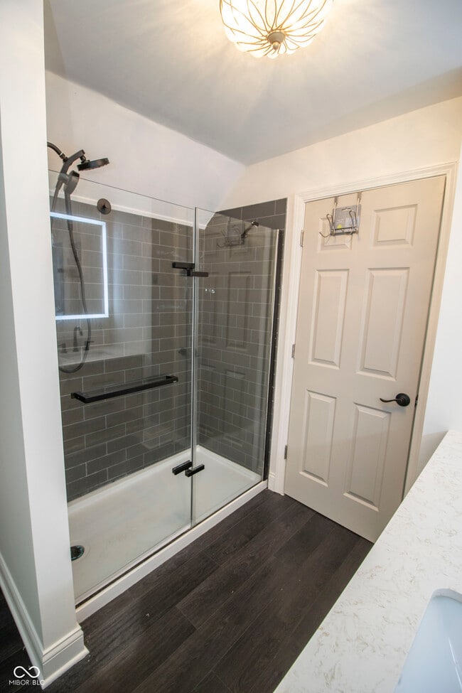 Building Photo - 1383 Cherry St