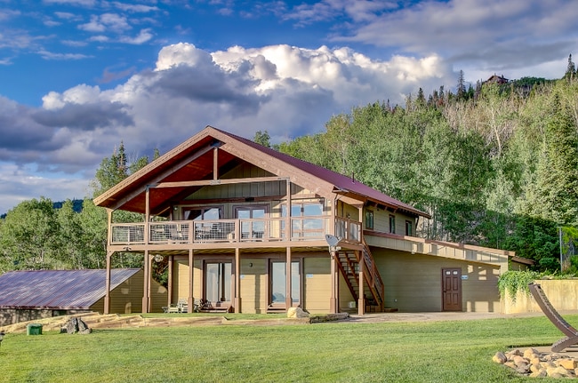 Building Photo - 31095 US-40