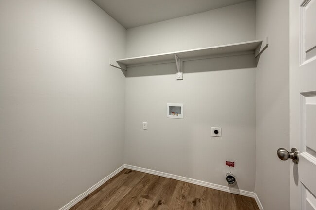 Building Photo - 4 Bedroom NEW Construction!!! Large Lot