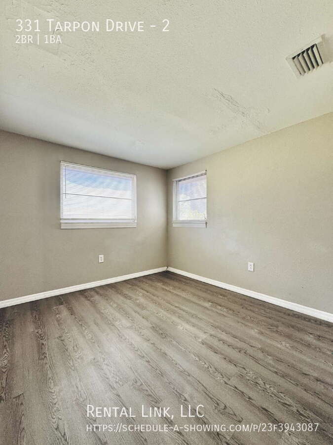 Building Photo - 331 Tarpon Dr