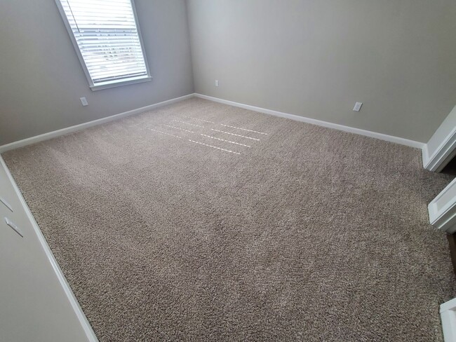 Building Photo - 2 Bedroom 2 Bath Condo