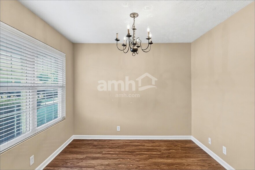 Building Photo - 1801 Antebellum Dr