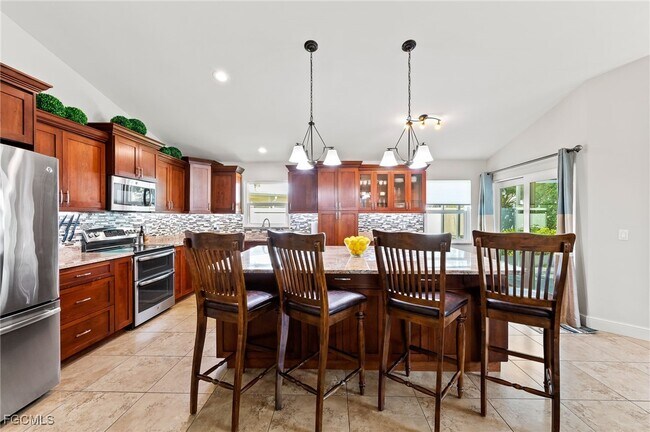 Building Photo - 1250 Silverstrand Dr