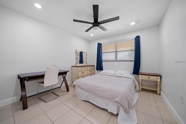 Building Photo - 10038 62nd Ter