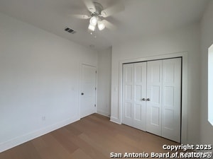 Building Photo - 2615 S Flores St