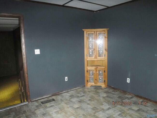 Building Photo - 172 Blair Rd