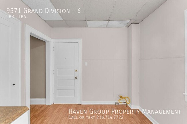 Building Photo - 9571 Grand Division Ave