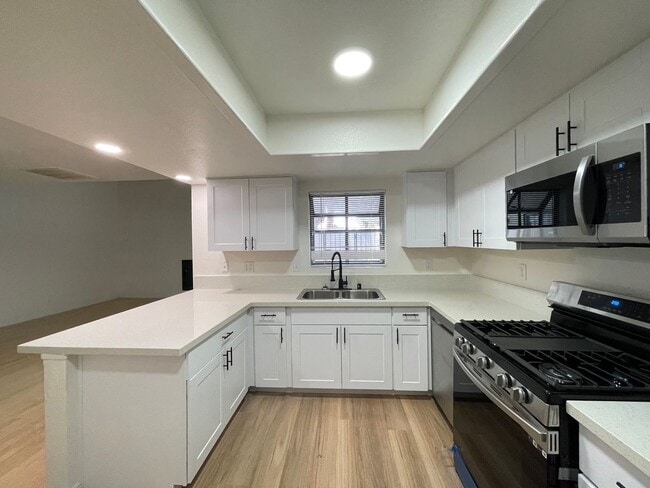 Building Photo - SPANISH VILLAS