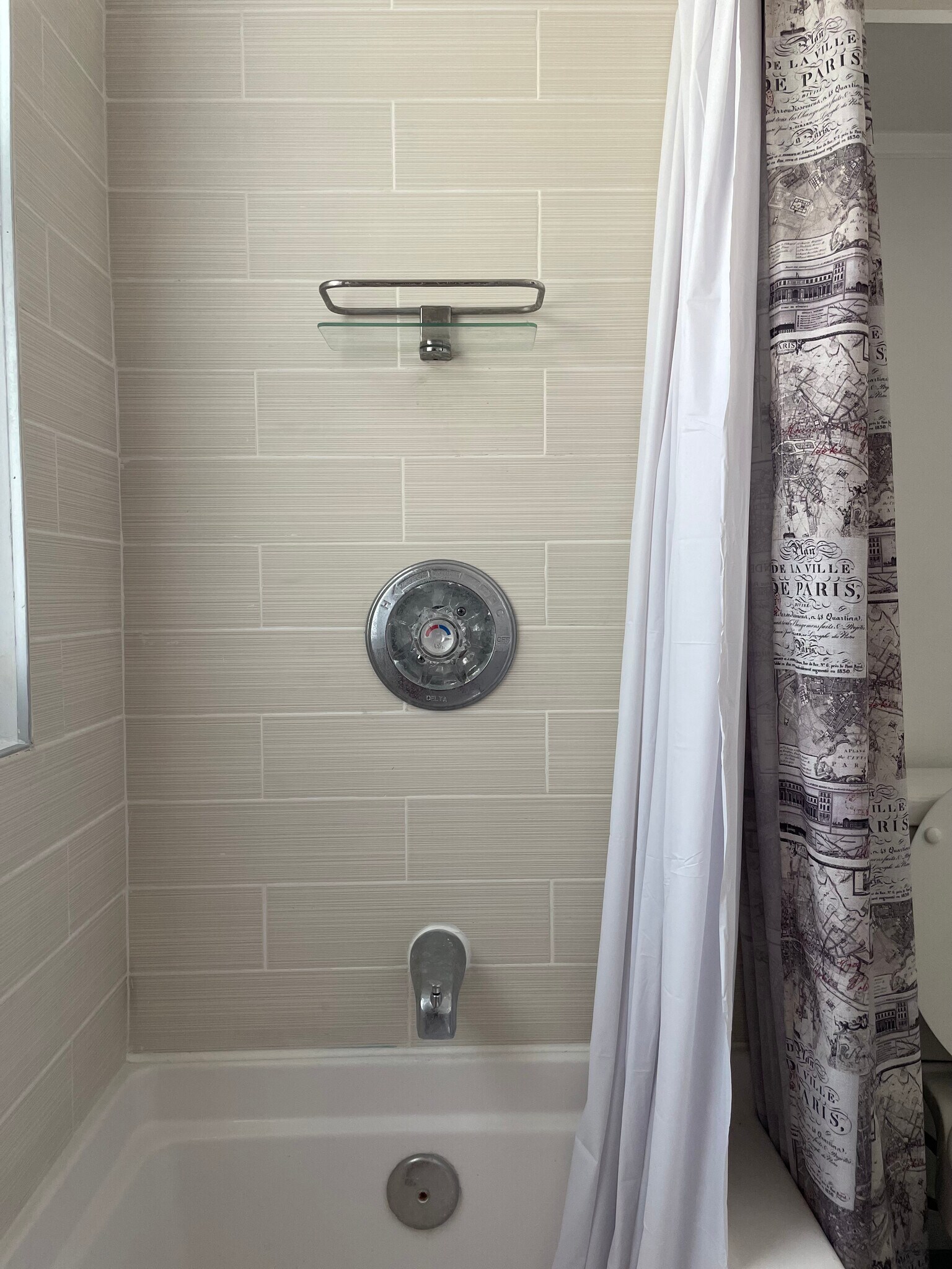 Bathroom - 500 2nd St