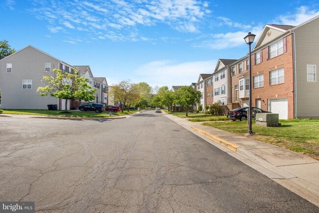 Building Photo - 9820 Berrywood Ct