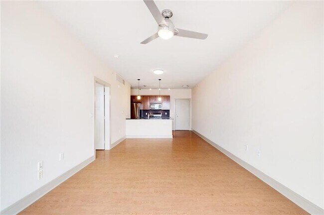 Building Photo - 3016 Guadalupe St