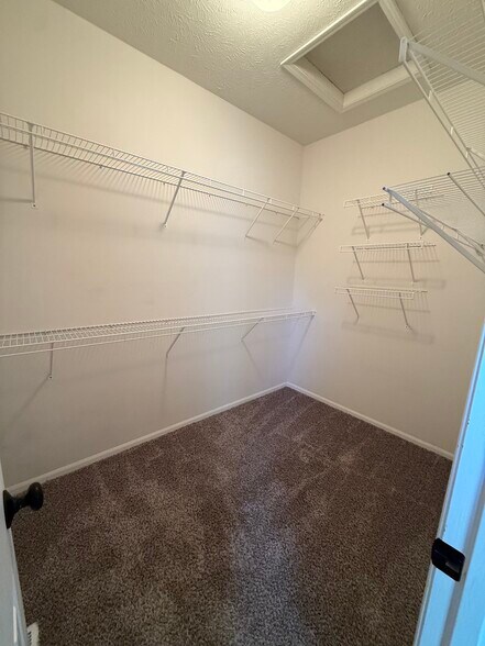 Building Photo - 5144 N 144th Ct