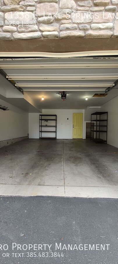 Building Photo - 1338 Lake Springs Ln