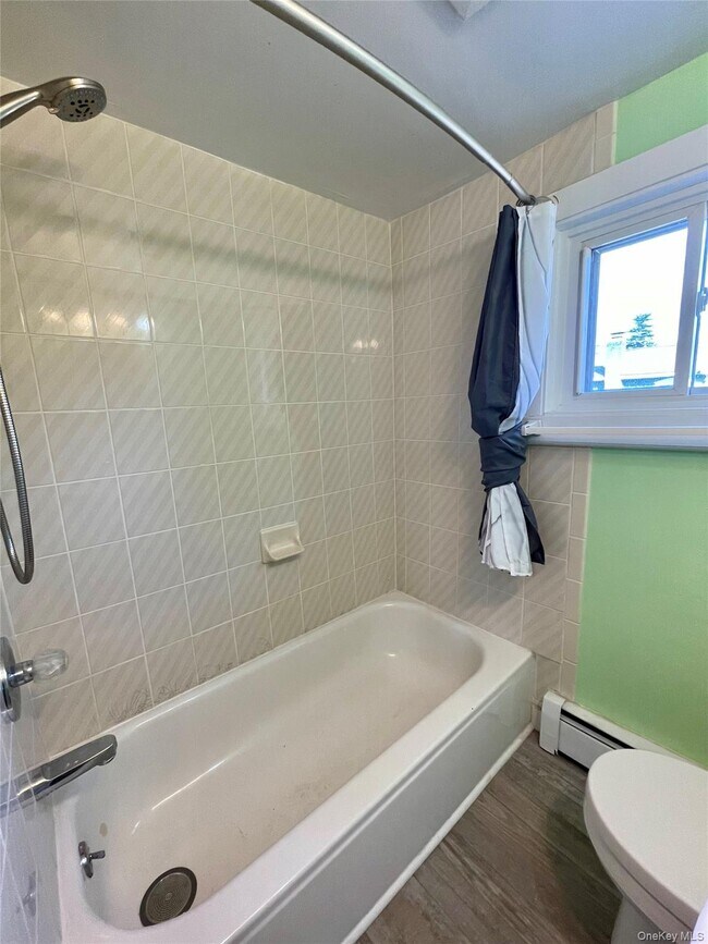 Building Photo - 44 E Market St