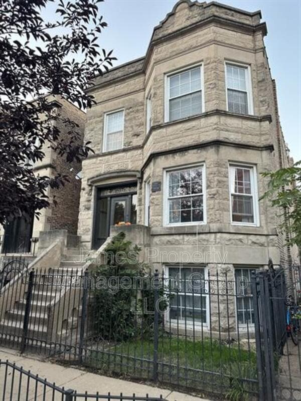 Primary Photo - 2524 W Cortez St