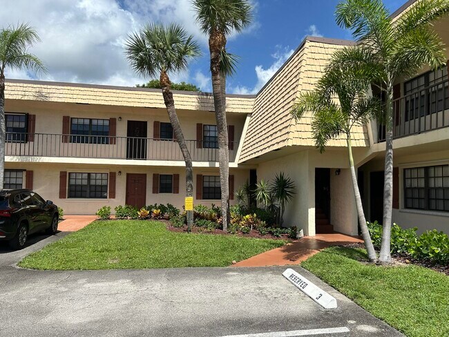 Building Photo - 4147 Oak Terrace Dr