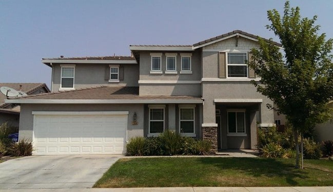 Primary Photo - 1539 Figueroa Dr