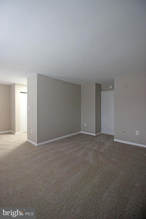 Building Photo - 8022 Northumberland Rd