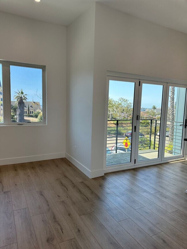 Building Photo - 2320 F St