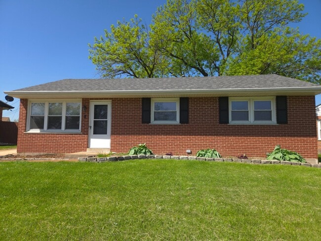 Building Photo - 10718 Cathy Dr