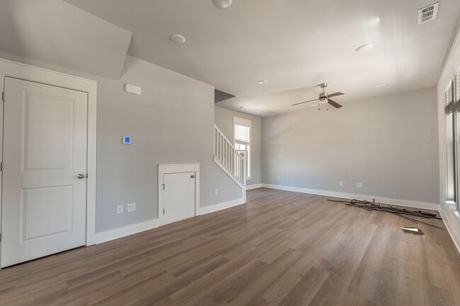 Building Photo - NEW 2 BR/1.5 BA in the Willow Bend S/D