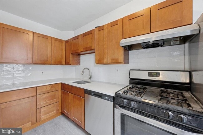 Building Photo - 3645 Indian Queen Ln