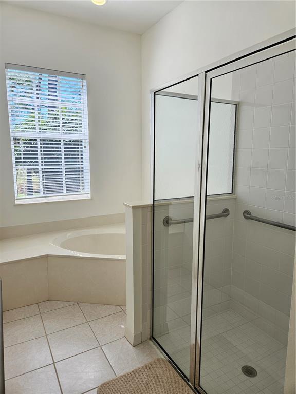 Building Photo - 835 Chalmers Dr