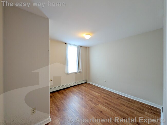 Building Photo - 288 Prospect St