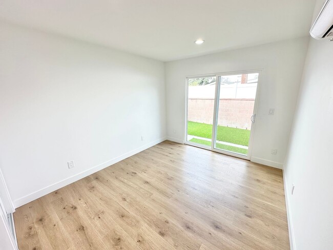 Building Photo - Stylishly Remodeled 2BD/1.5BA with Private Yard & In-Unit Laundry