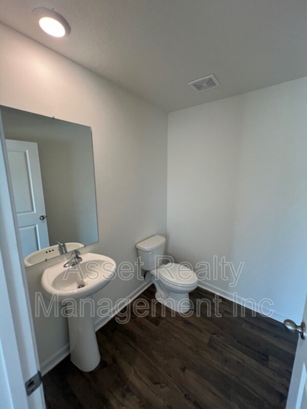 Building Photo - 3031 Nicole Cir