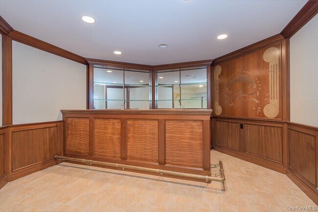 Building Photo - 185 Spook Rock Rd