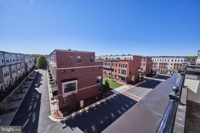 Building Photo - 256 Bluemont Branch Terrace SE