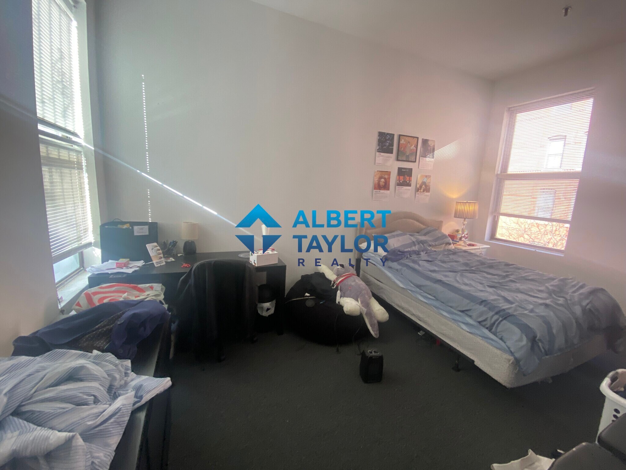 Building Photo - 176 Northampton St