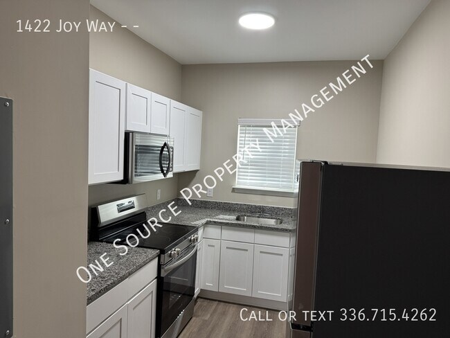 Building Photo - 1422 Joy Wy