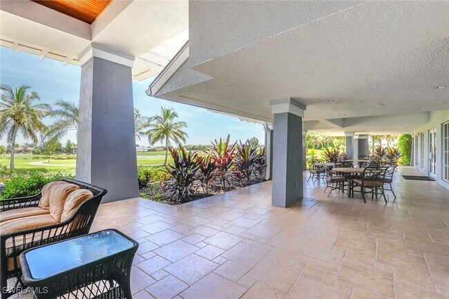 Building Photo - 18457 Royal Hammock Blvd