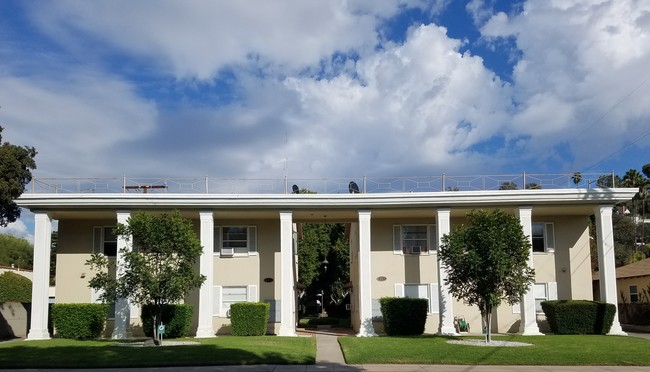 Primary Photo - 814 S Verdugo Rd