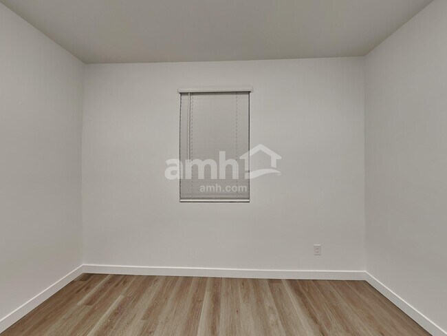 Building Photo - 13101 N Serenity Vly Dr