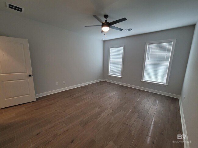 Building Photo - 1349 Aldon St