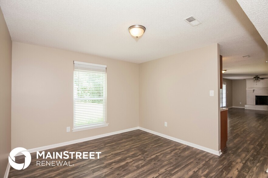 Building Photo - 8109 Deerhorn Ct