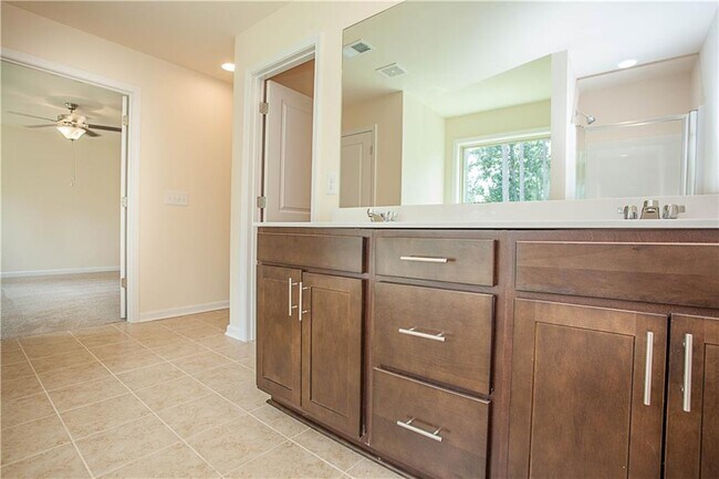 Building Photo - 4355 Almanor Cir