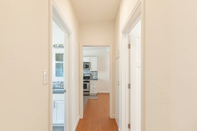 Building Photo - PERFECTLY LOCATED 2 BD/1 BA UPSTAIRS APARTMENT IN CROWN POINT W/ PARKING! $2,995/mo!