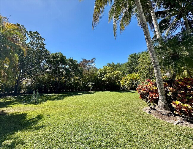 Building Photo - 6205 St