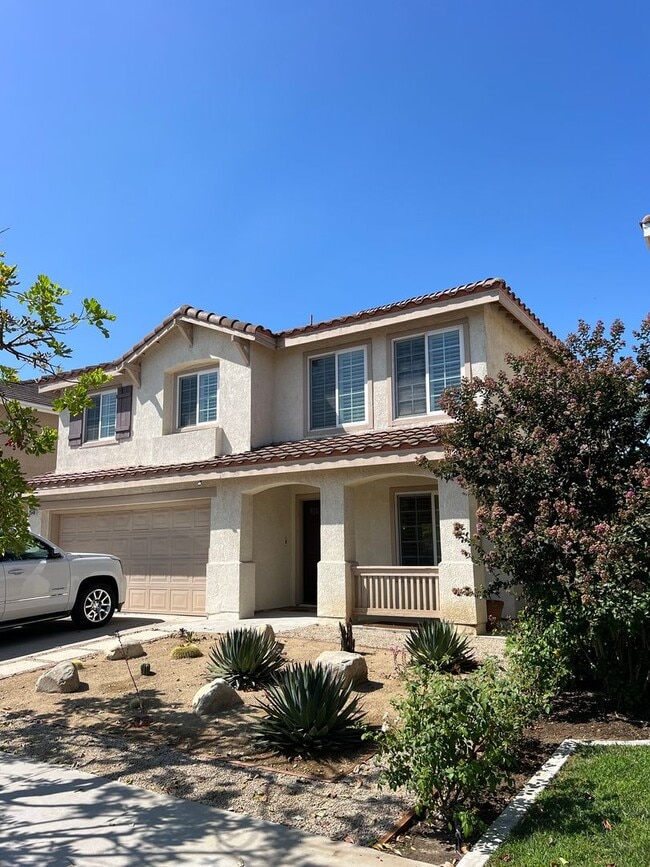 Building Photo - 2540 San Saba St